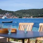 Dom wakacyjny Beachfront House Kut
