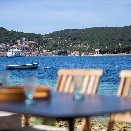 بيت للعطل Beachfront House Kut