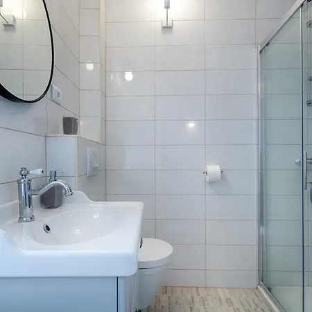 بيت للعطل Beachfront House Kut *