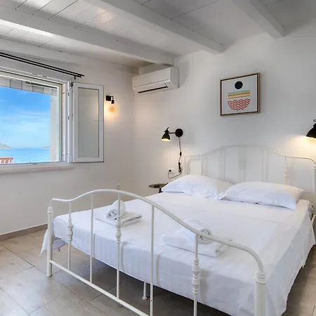 Beachfront House Kut * Vis